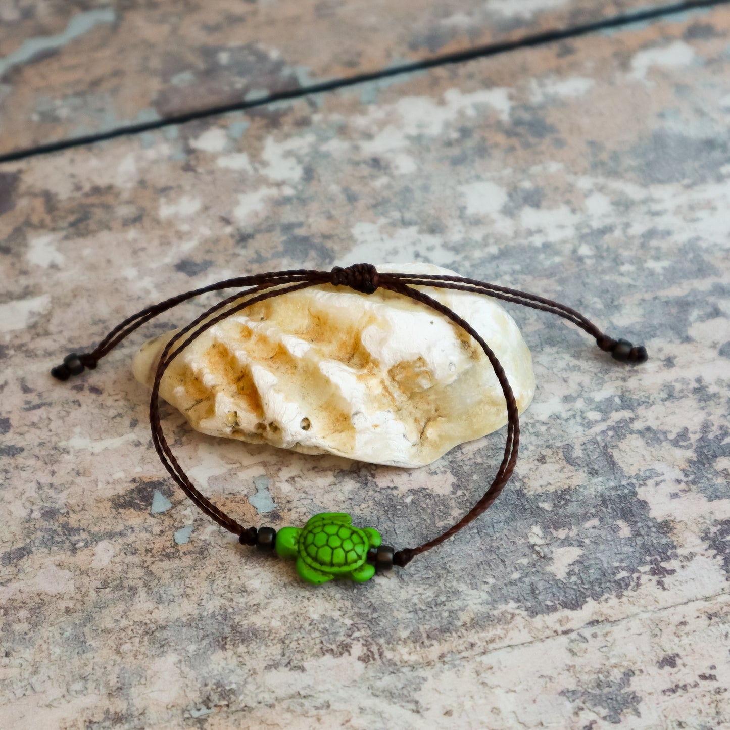 Howlite Sea Turtle Bracelet
