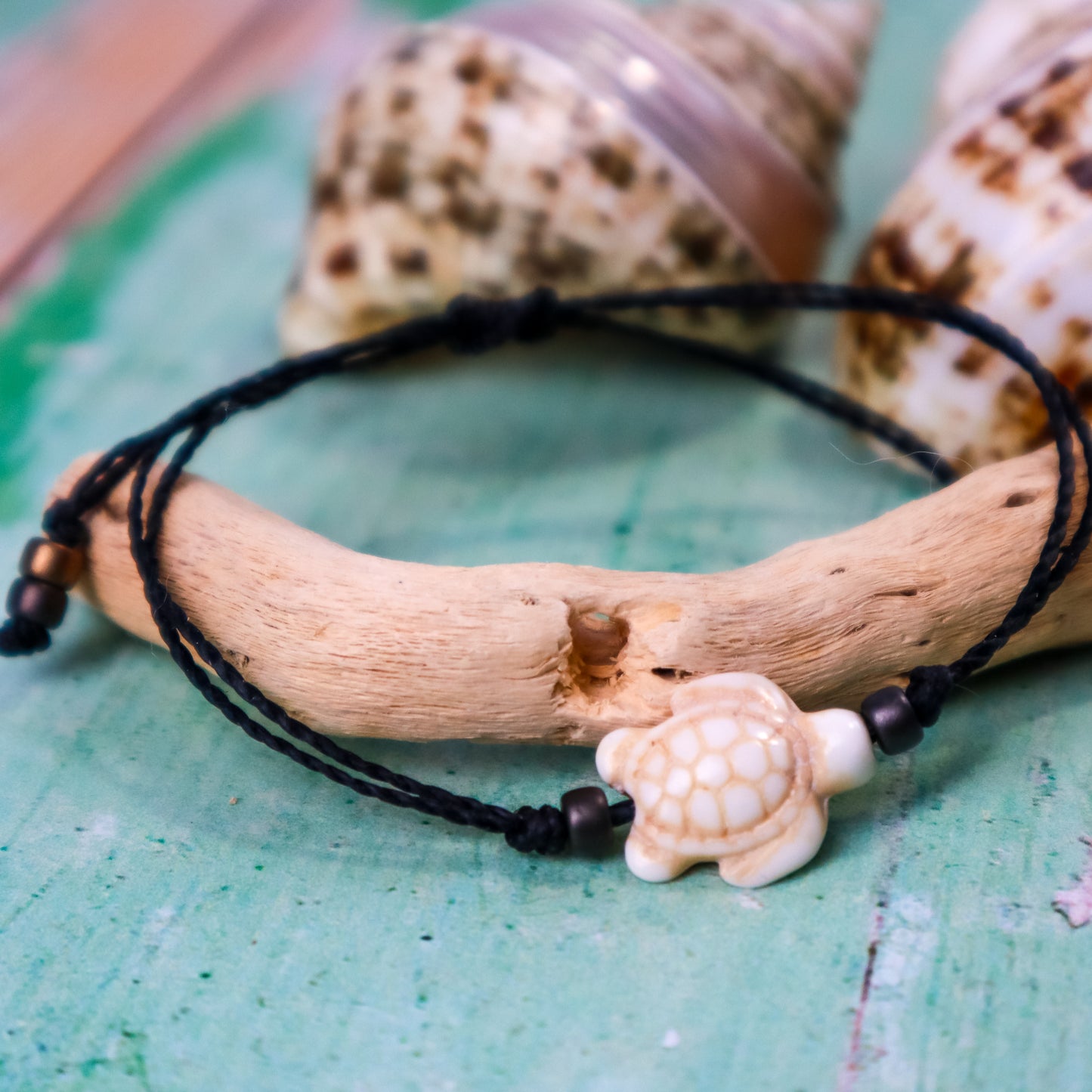 Howlite Sea Turtle Bracelet